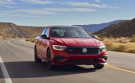 2021 Volkswagen Jetta GLI (US-Spec) Front Wallpapers  450x275 (2)