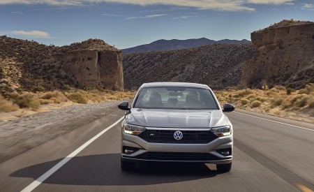 2021 Volkswagen Jetta (US-Spec) Front Wallpapers 450x275 (3)
