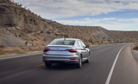 2021 Volkswagen Jetta (US-Spec) Rear Wallpapers 450x275 (5)
