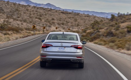 2021 Volkswagen Jetta (US-Spec) Rear Wallpapers 450x275 (6)
