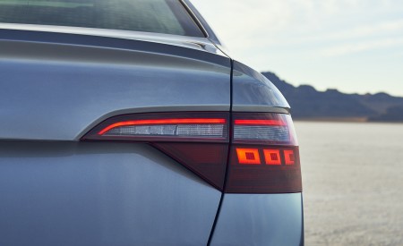 2021 Volkswagen Jetta (US-Spec) Tail Light Wallpapers 450x275 (18)