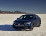 2021 Volkswagen Passat (US-Spec) Front Wallpapers 150x120 (11)