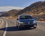 2021 Volkswagen Passat (US-Spec) Front Wallpapers 150x120 (2)