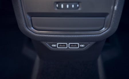 2021 Volkswagen Passat (US-Spec) Interior Detail Wallpapers 450x275 (20)
