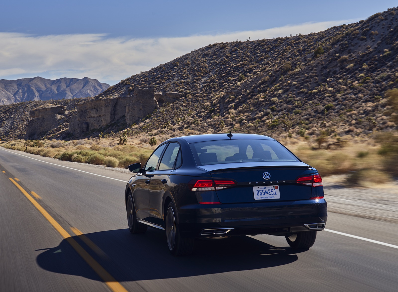 2021 Volkswagen Passat (US-Spec) Rear Wallpapers (5)