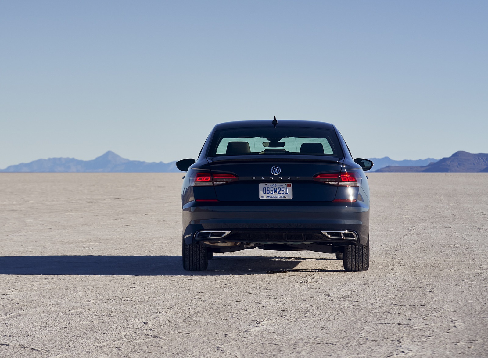 2021 Volkswagen Passat (US-Spec) Rear Wallpapers (14)