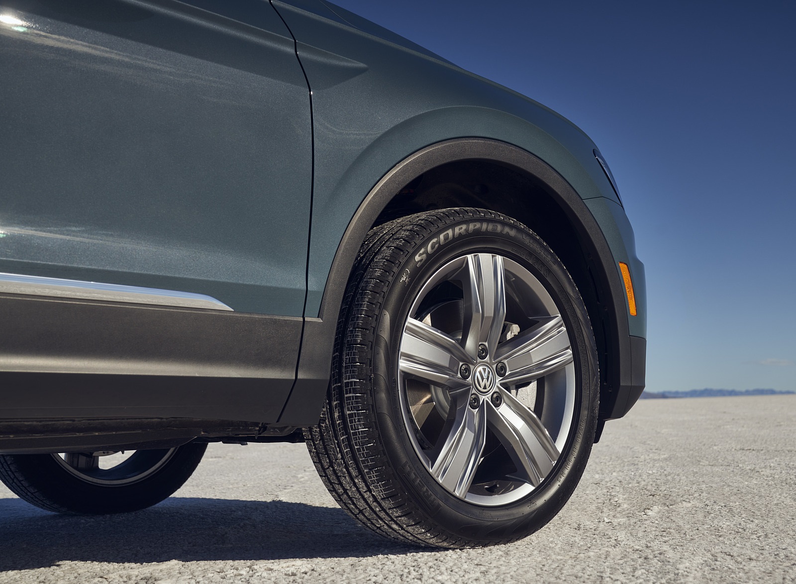 2021 Volkswagen Tiguan SEL (US-Spec) Wheel Wallpapers (14)