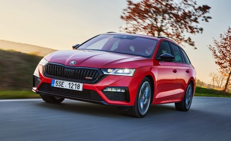 2021 Škoda Octavia RS Combi Front Wallpapers 450x275 (20)