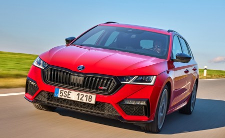 2021 Škoda Octavia RS Combi Front Wallpapers 450x275 (23)