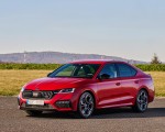 2021 Škoda Octavia RS Front Three-Quarter Wallpapers 150x120 (10)