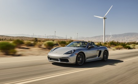 2020 Porsche 718 Boxster T Front Three-Quarter Wallpapers 450x275 (3)