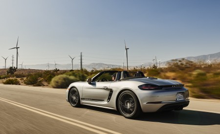 2020 Porsche 718 Boxster T Rear Three-Quarter Wallpapers 450x275 (8)