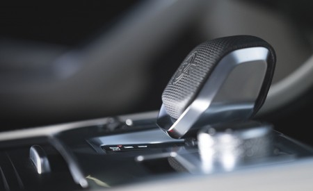2021 Jaguar F-PACE SVR Central Console Wallpapers 450x275 (121)