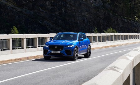2021 Jaguar F-PACE SVR Front Wallpapers 450x275 (96)