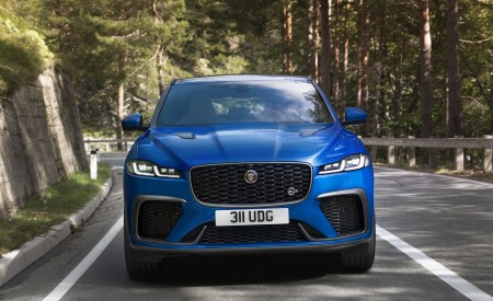 2021 Jaguar F-PACE SVR Front Wallpapers 450x275 (93)