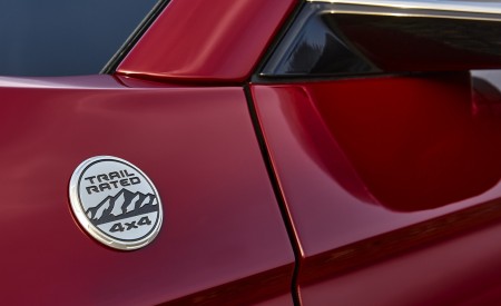 2021 Jeep Grand Cherokee L Overland Badge Wallpapers 450x275 (31)
