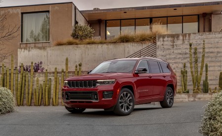 2021 Jeep Grand Cherokee L Overland Front Three-Quarter Wallpapers 450x275 (22)