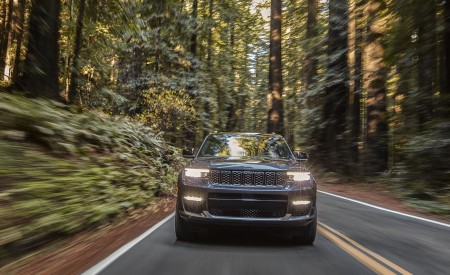 2021 Jeep Grand Cherokee L Summit Reserve Front Wallpapers 450x275 (9)