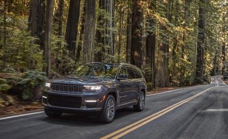 2021 Jeep Grand Cherokee L Summit Reserve Front Wallpapers 450x275 (13)