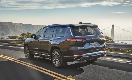 2021 Jeep Grand Cherokee L Summit Reserve Rear Three-Quarter Wallpapers 450x275 (6)