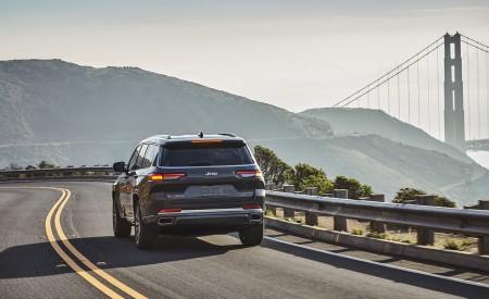 2021 Jeep Grand Cherokee L Summit Reserve Rear Wallpapers 450x275 (7)