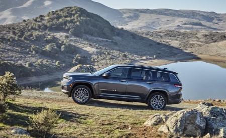 2021 Jeep Grand Cherokee L Summit Reserve Side Wallpapers 450x275 (32)