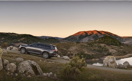 2021 Jeep Grand Cherokee L Summit Reserve Side Wallpapers 450x275 (39)