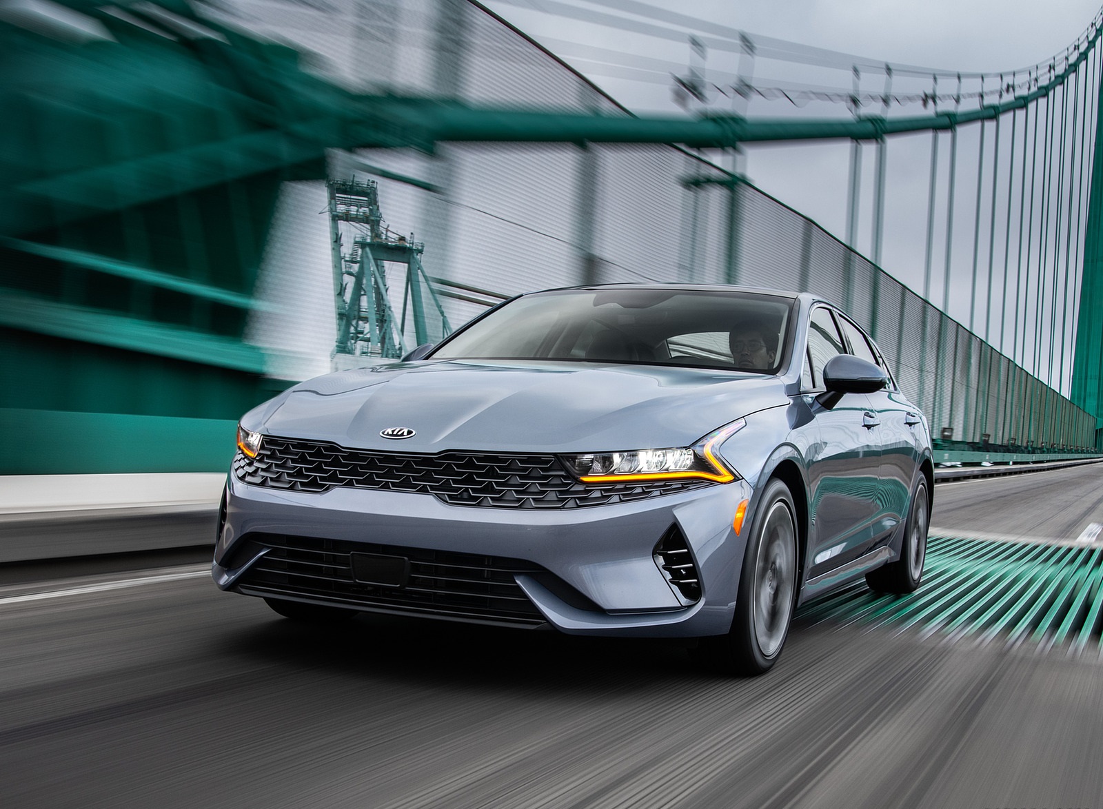 2021 Kia K5 EX 1.6T FWD Front Three-Quarter Wallpapers  (2)