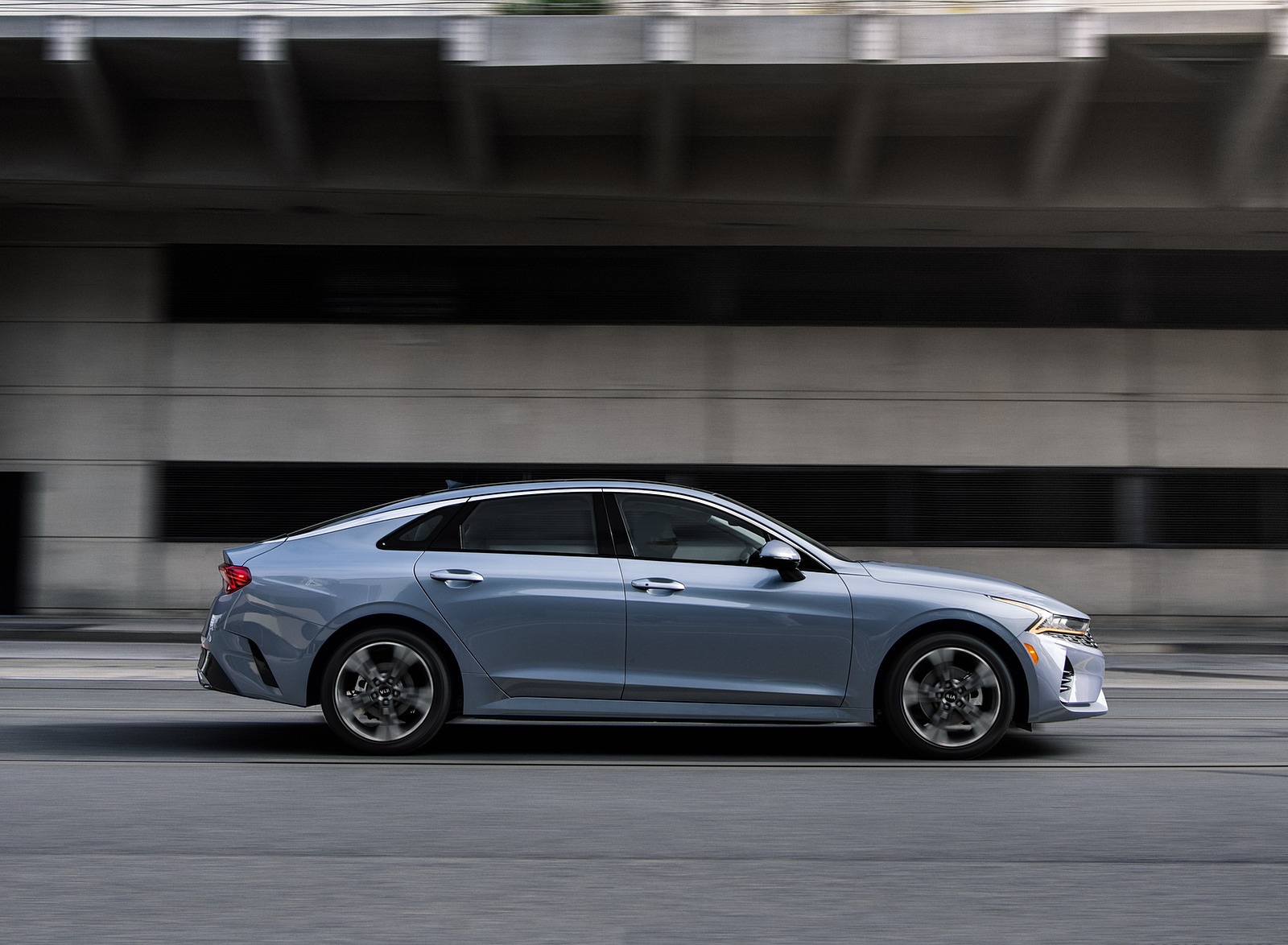 2021 Kia K5 EX 1.6T FWD Side Wallpapers (9)