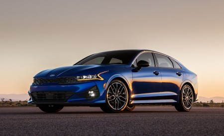 2021 Kia K5 GT Front Three-Quarter Wallpapers  450x275 (13)