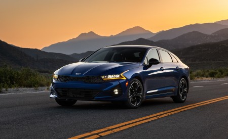 2021 Kia K5 GT-Line 1.6T FWD Front Three-Quarter Wallpapers 450x275 (6)