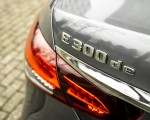 2021 Mercedes-Benz E 300 de Diesel Plug-In Hybrid (UK-Spec) Badge Wallpapers 150x120