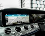 2021 Mercedes-Benz E 300 de Diesel Plug-In Hybrid (UK-Spec) Central Console Wallpapers  150x120