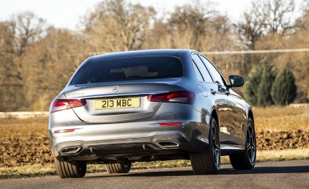 2021 Mercedes-Benz E 300 de Diesel Plug-In Hybrid (UK-Spec) Rear Wallpapers 450x275 (75)