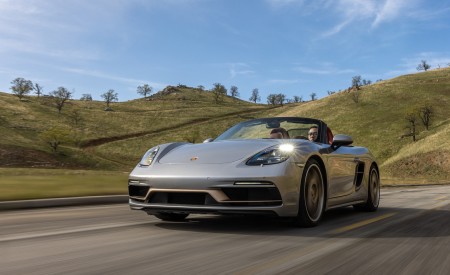 2021 Porsche 718 Boxster GTS 4.0 25 Years (Color: GT Silver) Front Wallpapers 450x275 (19)