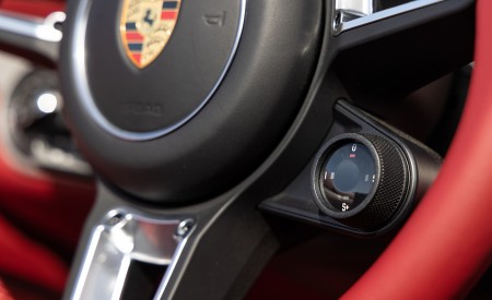 2021 Porsche 718 Boxster GTS 4.0 25 Years (Color: GT Silver) Interior Steering Wheel Wallpapers 450x275 (83)