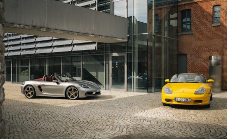 2021 Porsche 718 Boxster GTS 4.0 25 Years and 1996 Boxster Front Wallpapers 450x275 (166)