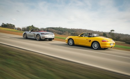 2021 Porsche 718 Boxster GTS 4.0 25 Years and 1996 Boxster Rear Three-Quarter Wallpapers 450x275 (153)