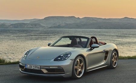 2021 Porsche 718 Boxster GTS 4.0 25 years Front Three-Quarter Wallpapers 450x275 (178)