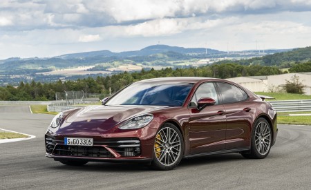 2021 Porsche Panamera Turbo S (Color: Cherry Metallic) Front Three-Quarter Wallpapers 450x275 (25)