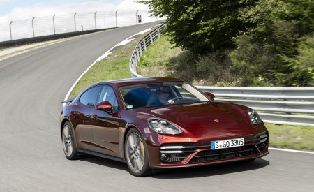2021 Porsche Panamera Turbo S (Color: Cherry Metallic) Front Three-Quarter Wallpapers 450x275 (14)