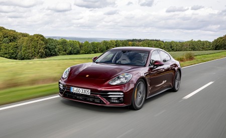 2021 Porsche Panamera Turbo S (Color: Cherry Metallic) Front Three-Quarter Wallpapers 450x275 (4)
