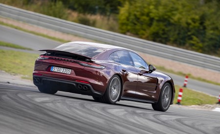 2021 Porsche Panamera Turbo S (Color: Cherry Metallic) Rear Three-Quarter Wallpapers 450x275 (11)