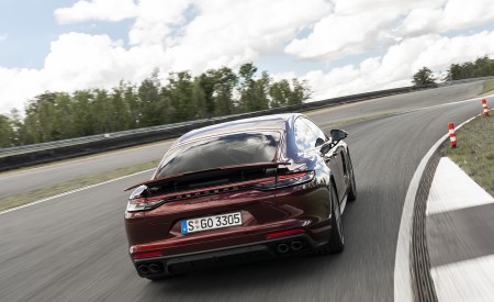 2021 Porsche Panamera Turbo S (Color: Cherry Metallic) Rear Wallpapers 450x275 (19)
