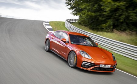 2021 Porsche Panamera Turbo S (Color: Papaya Metallic) Front Three-Quarter Wallpapers 450x275 (65)