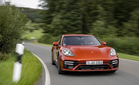 2021 Porsche Panamera Turbo S (Color: Papaya Metallic) Front Wallpapers  450x275 (69)