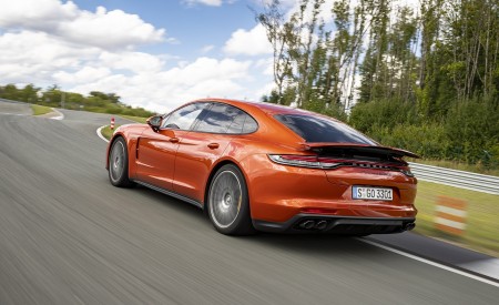 2021 Porsche Panamera Turbo S (Color: Papaya Metallic) Rear Three-Quarter Wallpapers  450x275 (72)