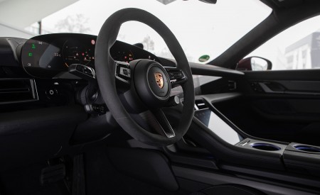 2021 Porsche Taycan (Color: Cherry Metallic) Interior Wallpapers 450x275 (125)