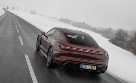 2021 Porsche Taycan (Color: Cherry Metallic) Rear Three-Quarter Wallpapers 450x275 (107)