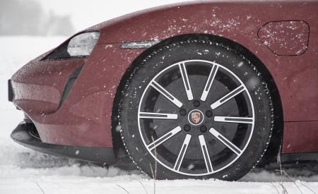 2021 Porsche Taycan (Color: Cherry Metallic) Wheel Wallpapers 450x275 (119)